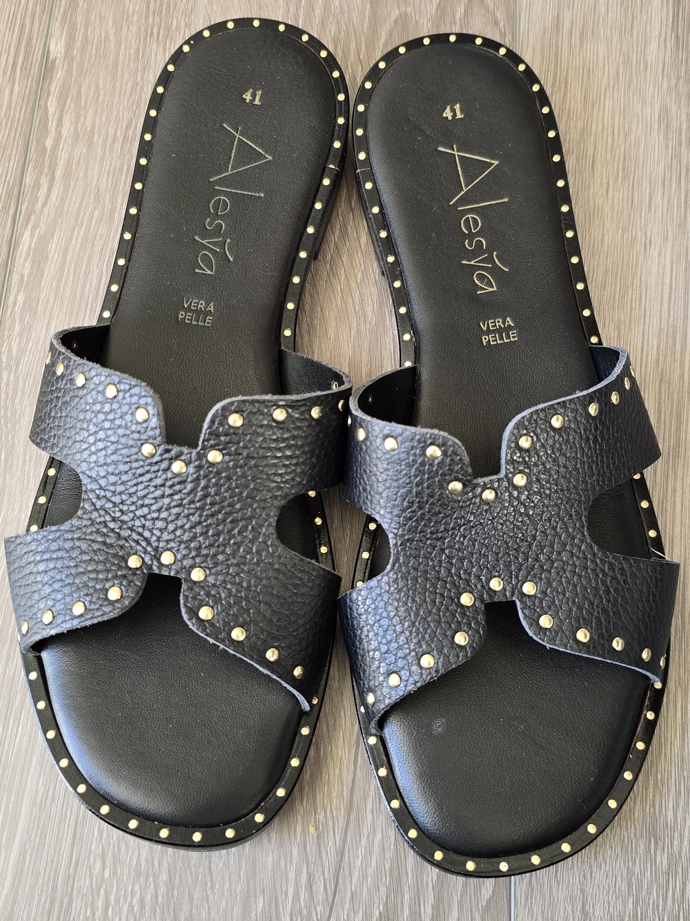 Italian Leather Studded Slide Sandals Black Minimal Luxe EU 41 US 10